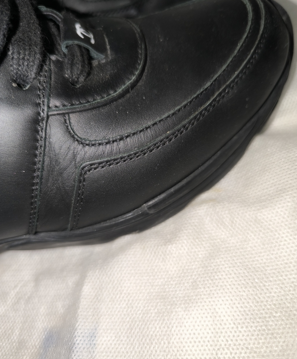 Chanel  Interlocking CC Logo Black White Leather Athletic Sneakers 38 - Picture 10 of 10